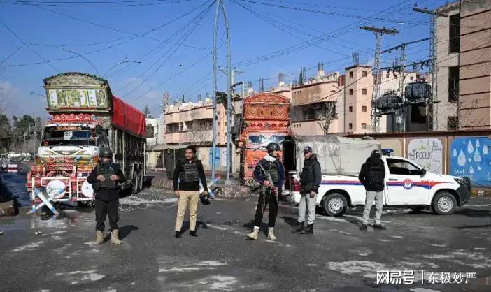 世界杯高清直播官网-谁碰中巴项目灭谁？瓜达尔港遇袭，48小时击毙177人，中方4字回应